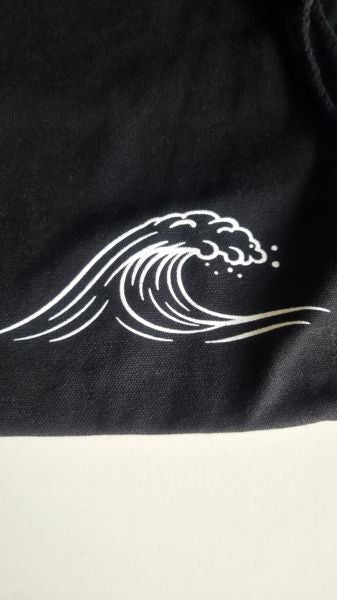 Wave Everyday Drawstring Bag - Minimal Black