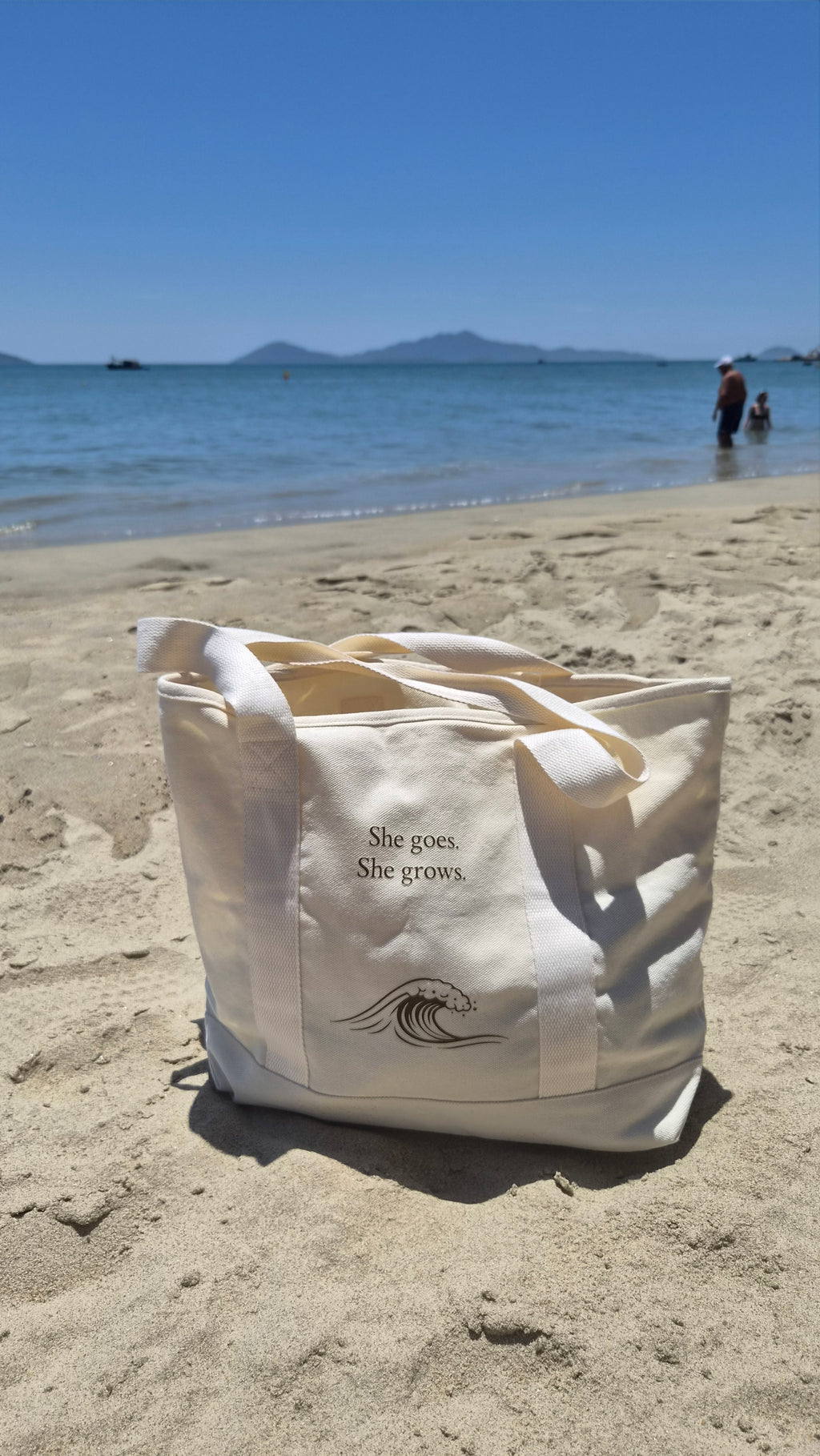 Wave Canvas Beach Tote Bag with Inner Pockets