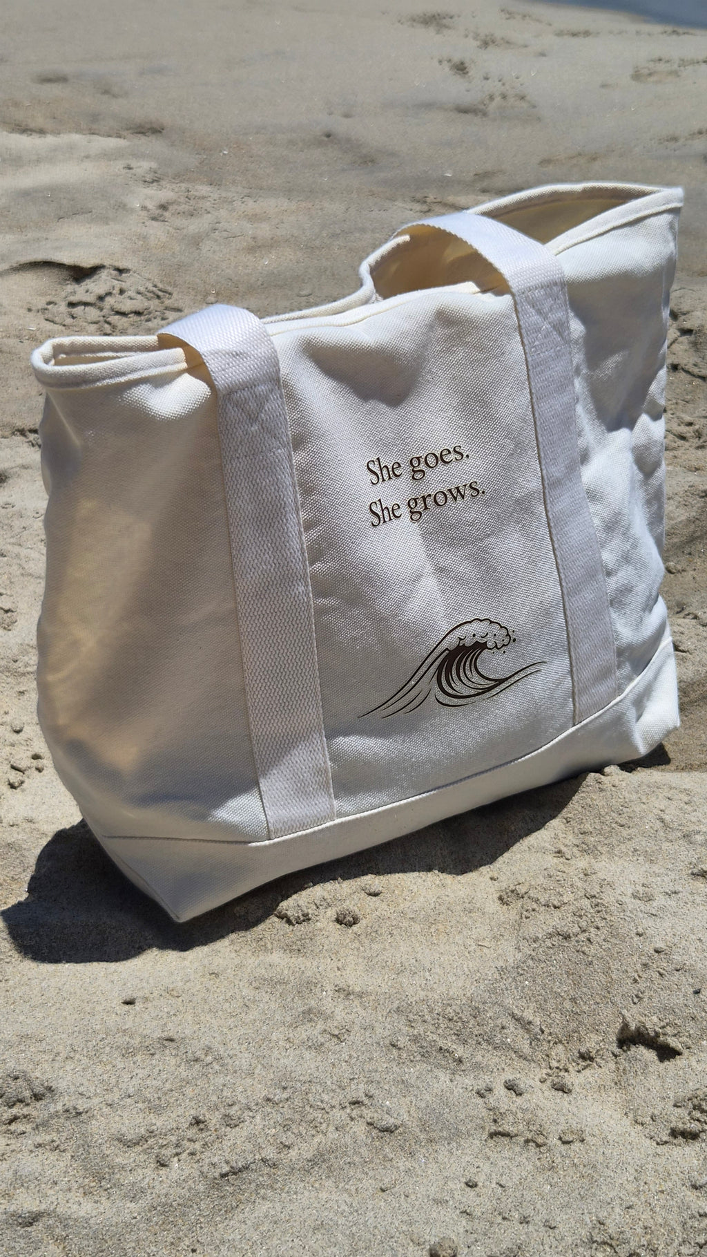 Wave Canvas Beach Tote Bag with Inner Pockets